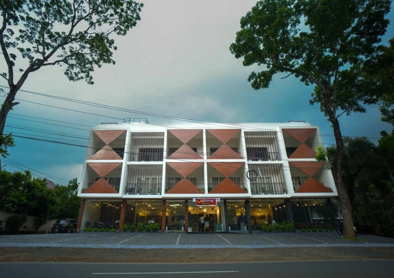 Royalton Residency Hotel Mundakayam