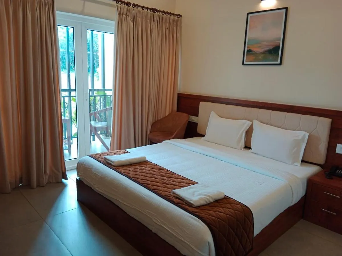 Royalton Residency Hotel Mundakayam