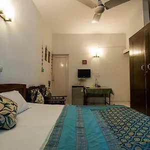 comfort-point-bed-breakfast.hotelsdelhi.org/
